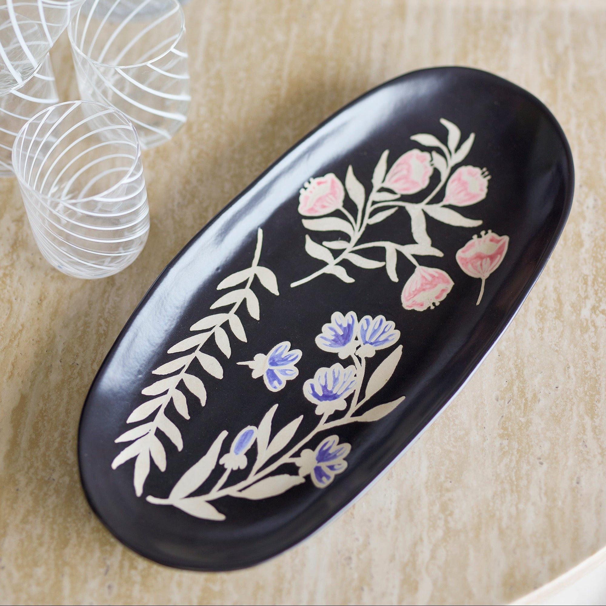 Wanderlust Platter in Ebony