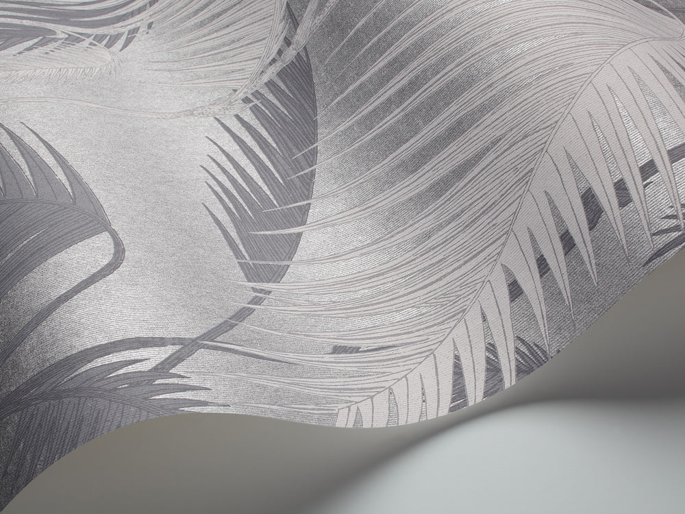 Cole & Son Palm Jungle wallpaper in Silver 95/1007