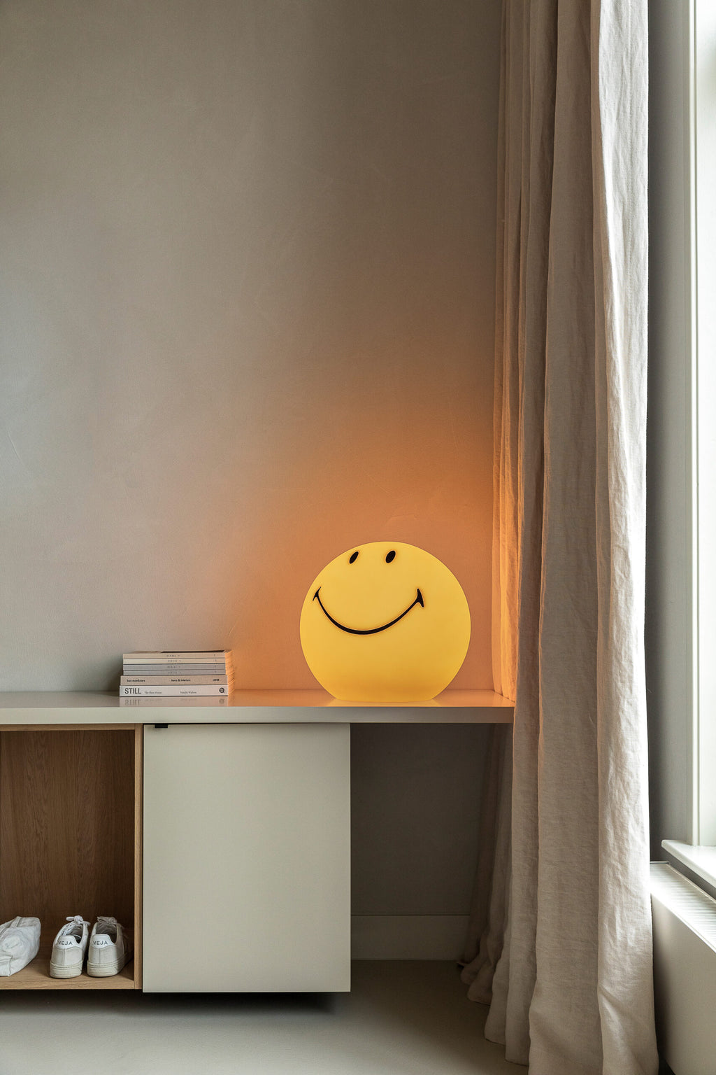 The Smiley Face LED Lamp - XL