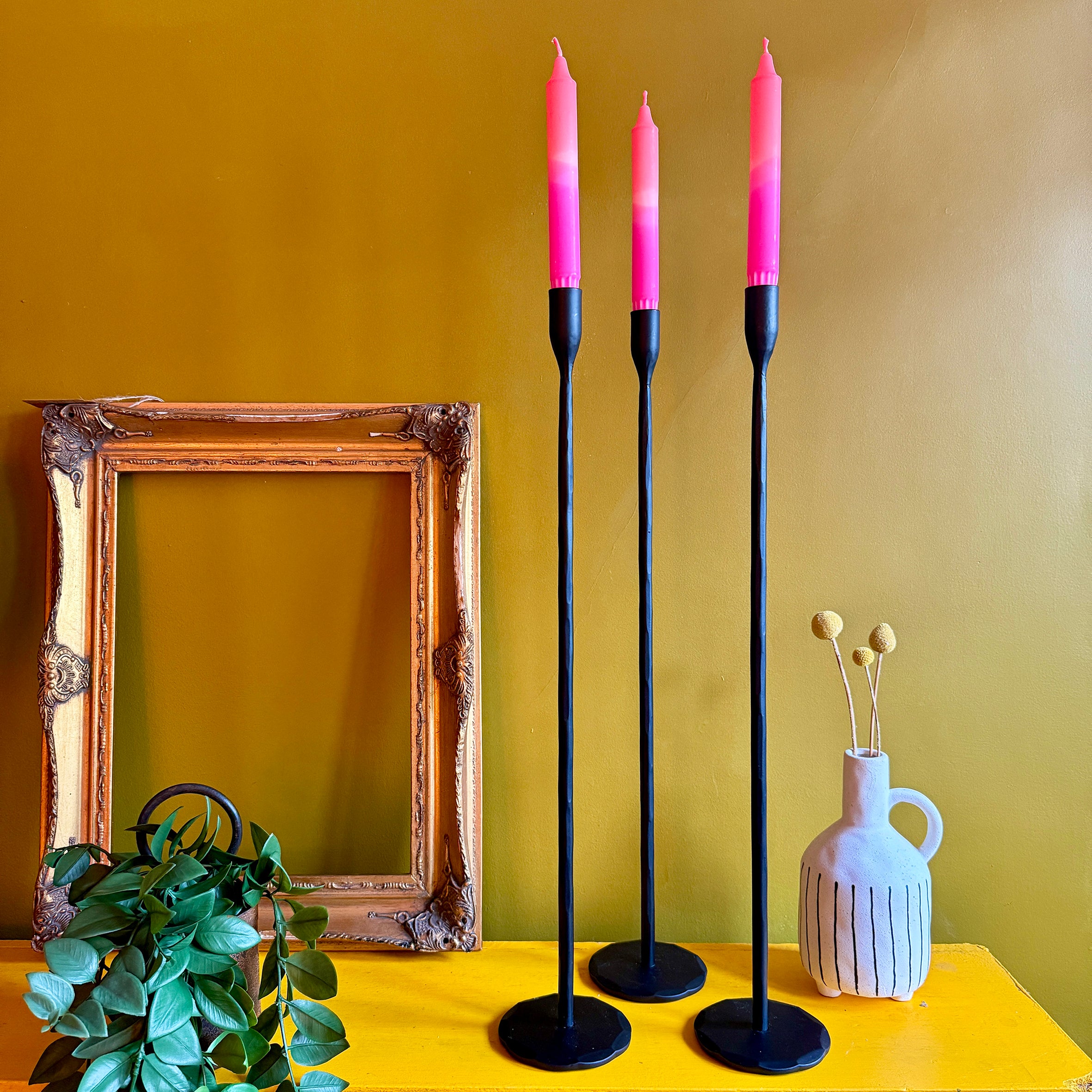 Love Frankie stem candle holder matt black