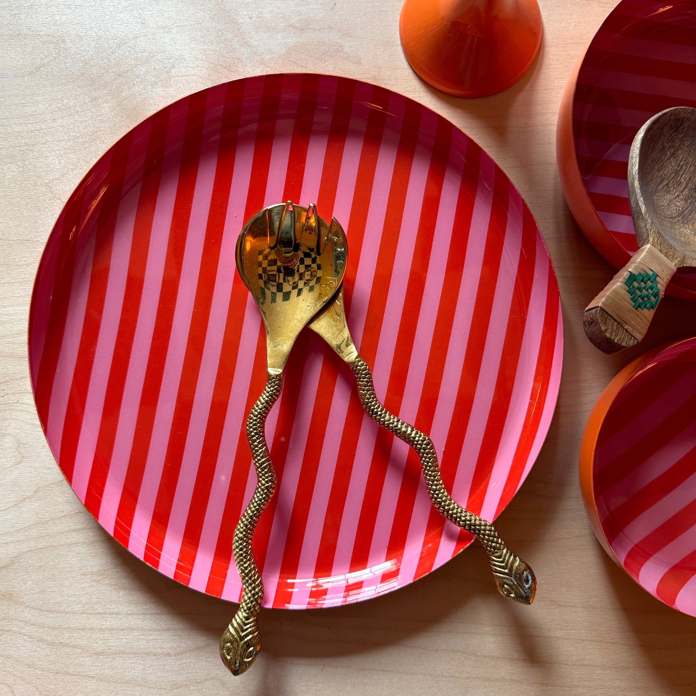 Large Circular Stripy Trays - 5 Colours Available