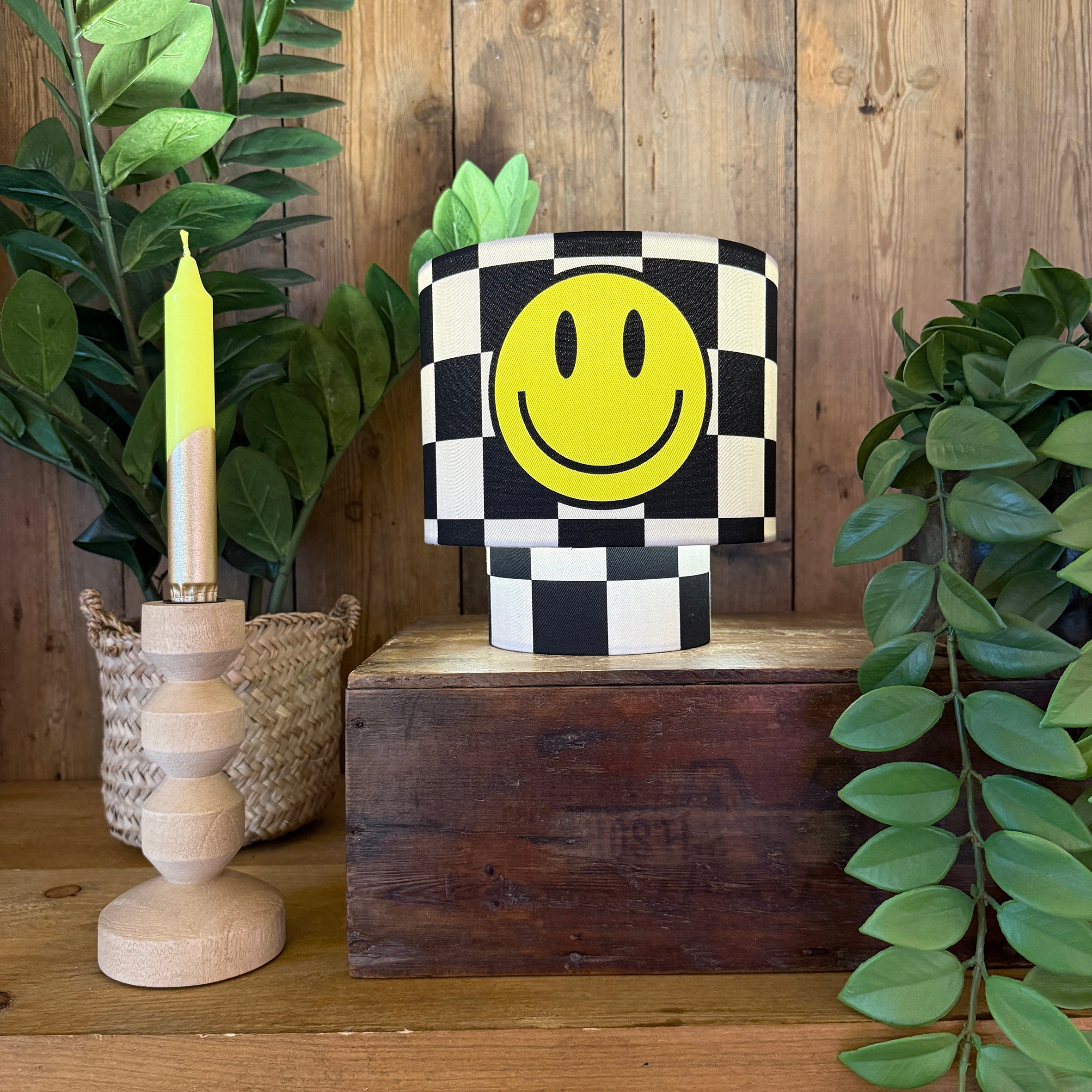 Checkmate Smiley Glow Lamps in Liquorice
