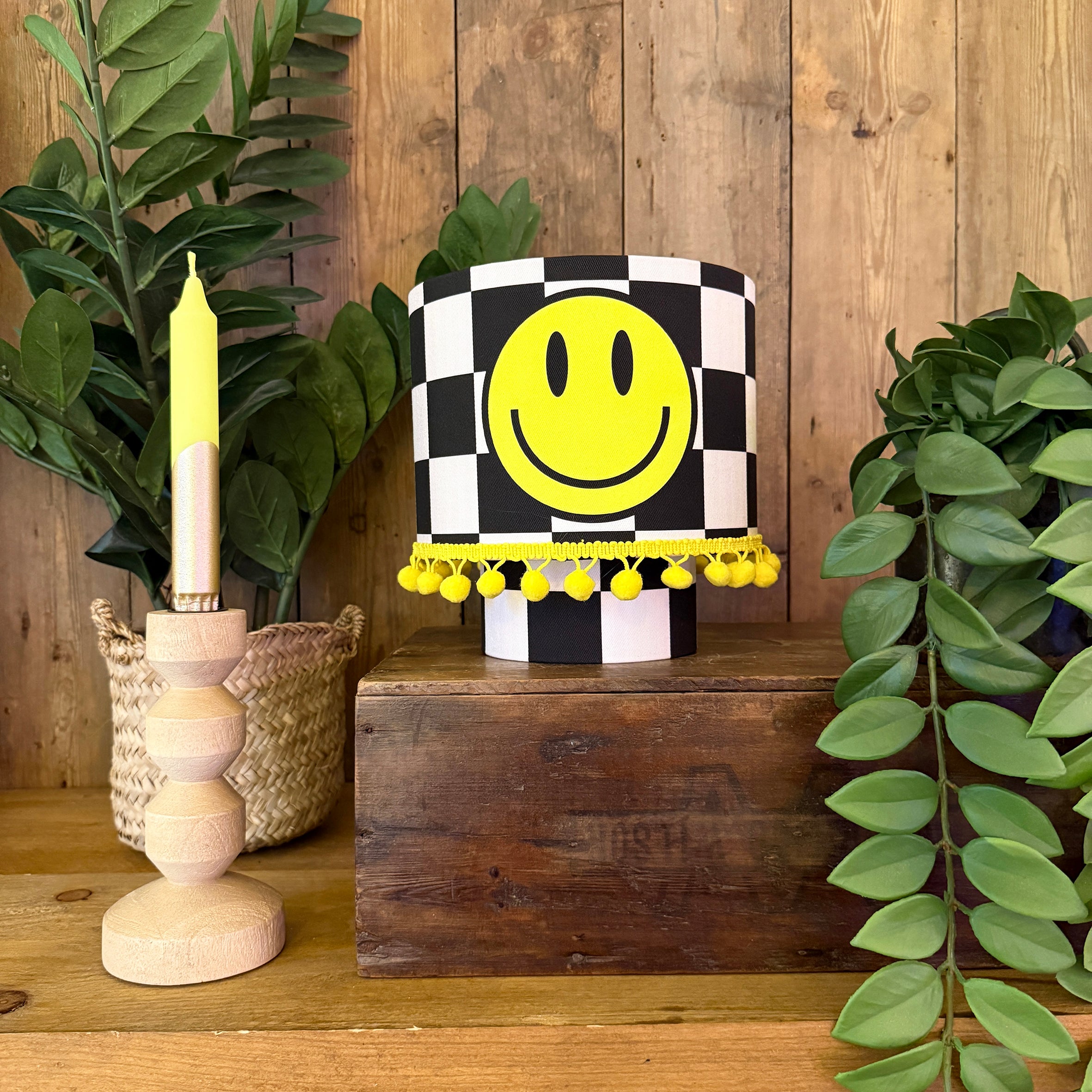 Checkmate Smiley Glow Lamps in Liquorice