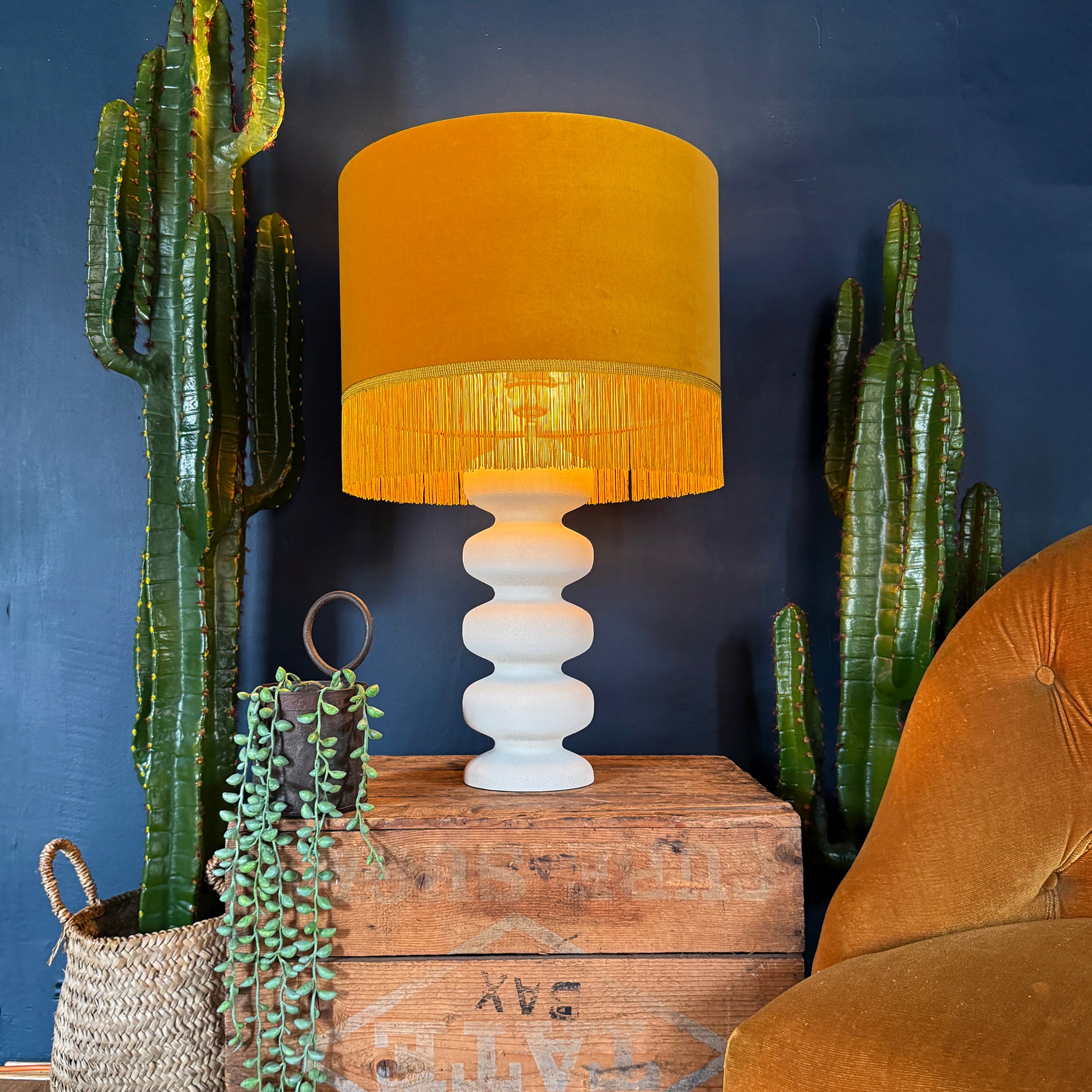 Large Pebble Table Lamp In Cream