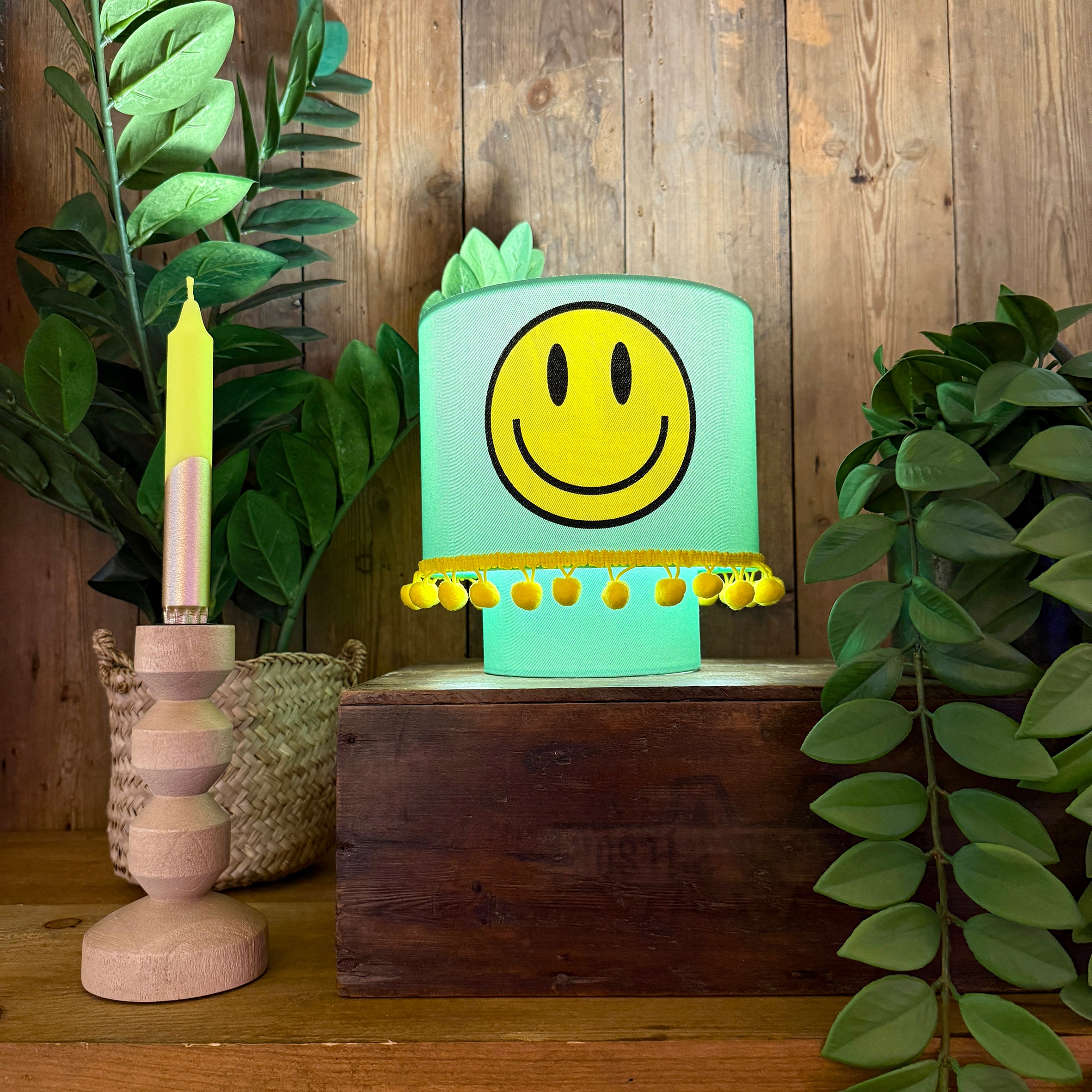 Smiley Glow Lamps in Mint