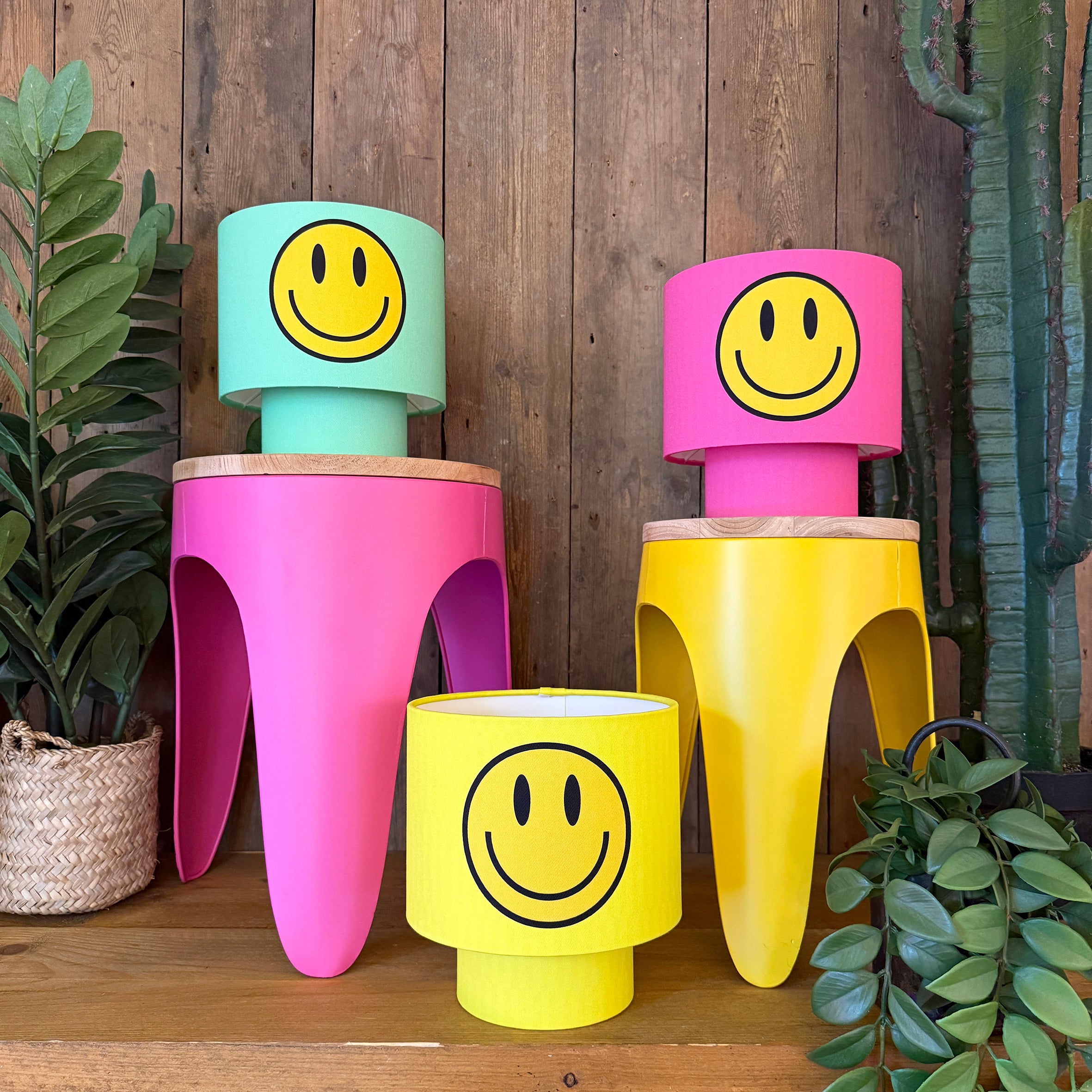 Smiley Glow Lamps in Mint