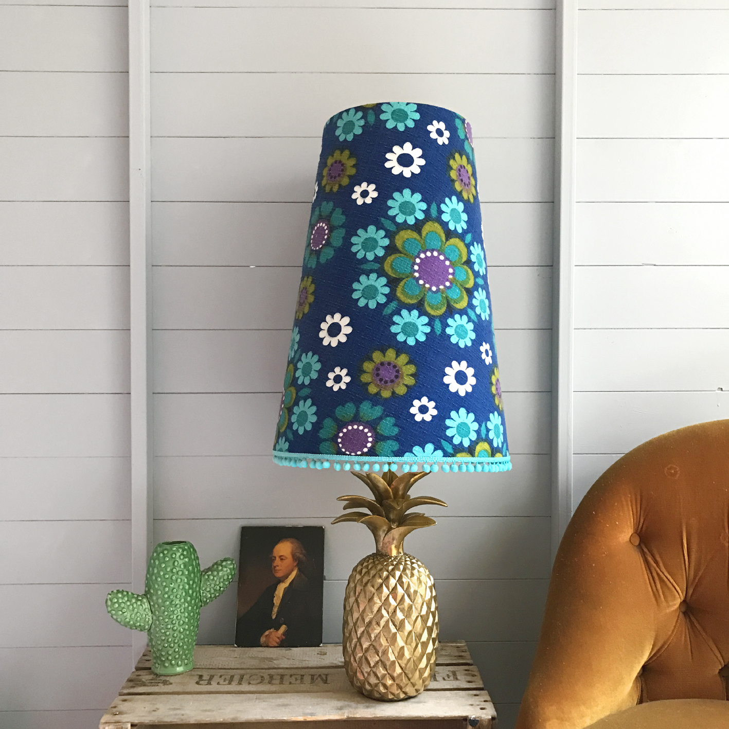 rose gold pineapple lamp