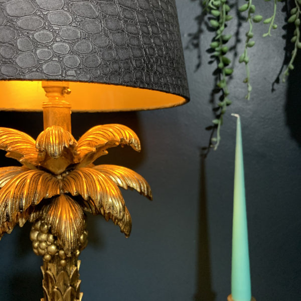 love frankie lamp with mic croc lampshade