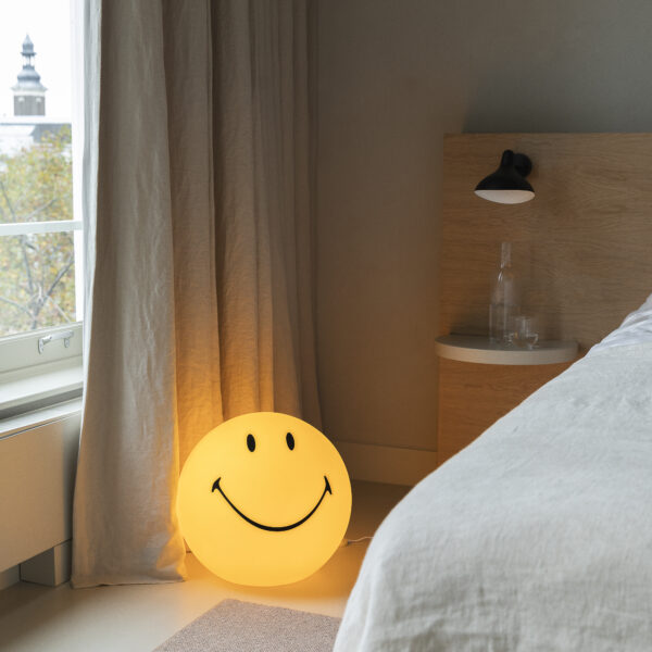 The Smiley Face LED Lamp - XL