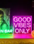 love-frankie-neon-light