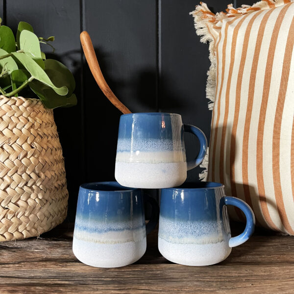 love-frankie-glazed-mug-topaz-lifestyle-1