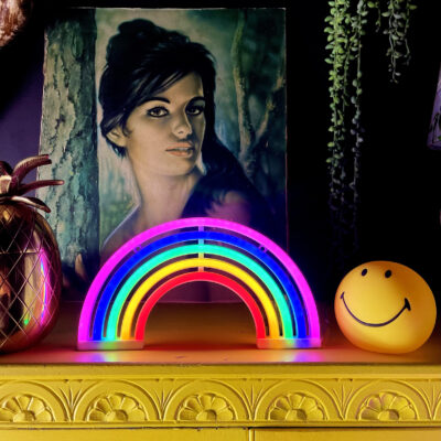 Love Frankie rainbow neon light