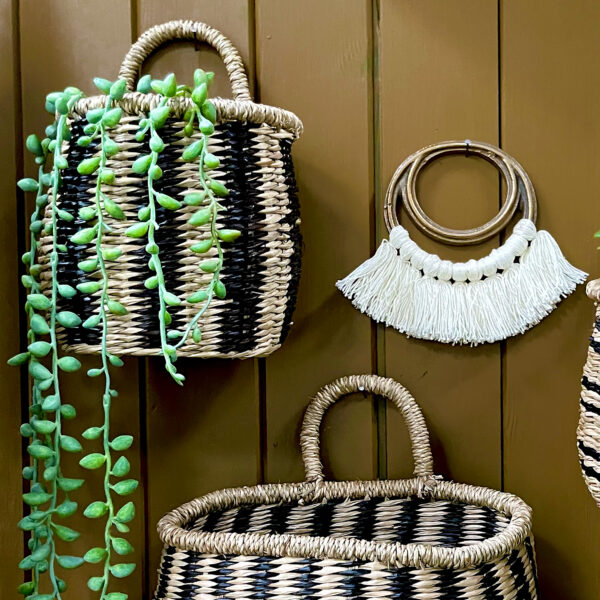love-frankie-wall-baskets-lifestyle-1