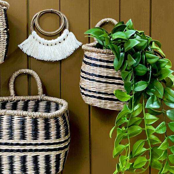 love-frankie-wall-baskets-lifestyle-2