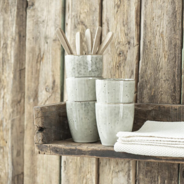 Love Frankie reclaimed wooden shelf