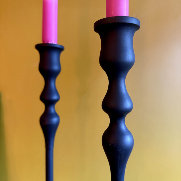 poker candle holder in matt black